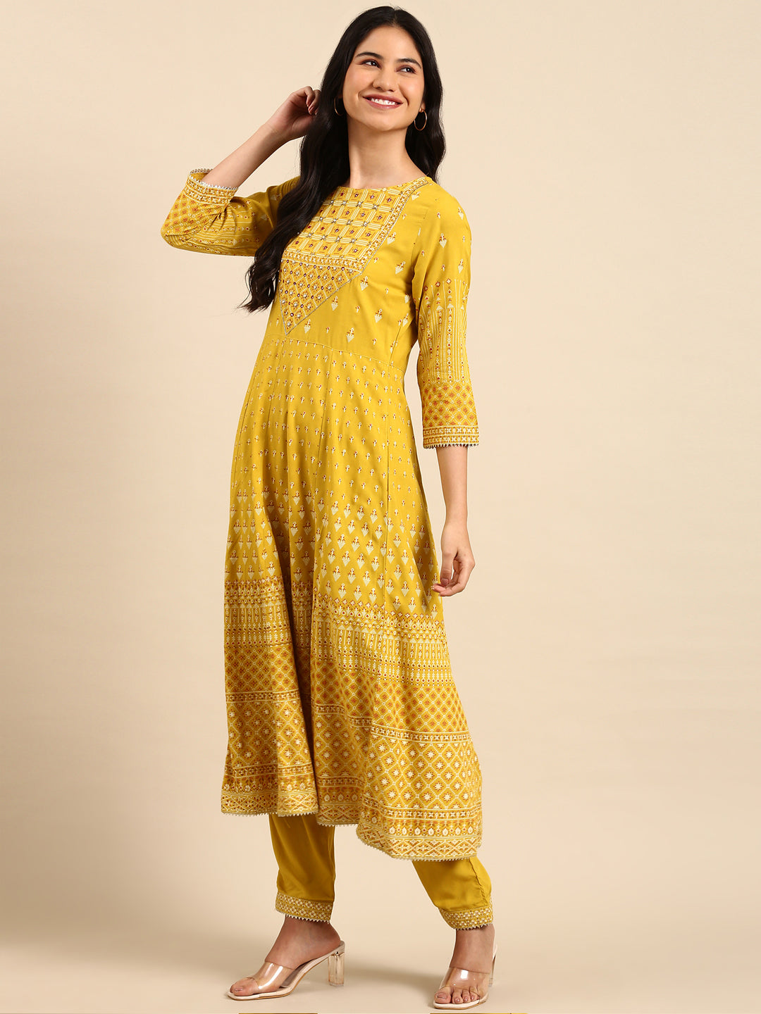 Women Graphic Yellow Anarkali Kurta Set with Dupatta