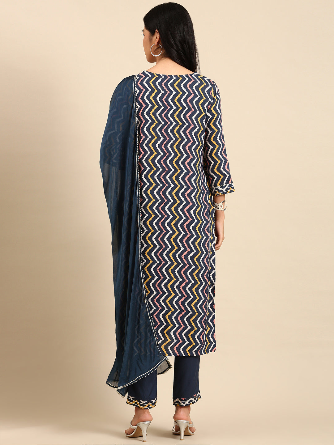 Women Chevron Navy Blue Straight Kurta Set with Dupatta