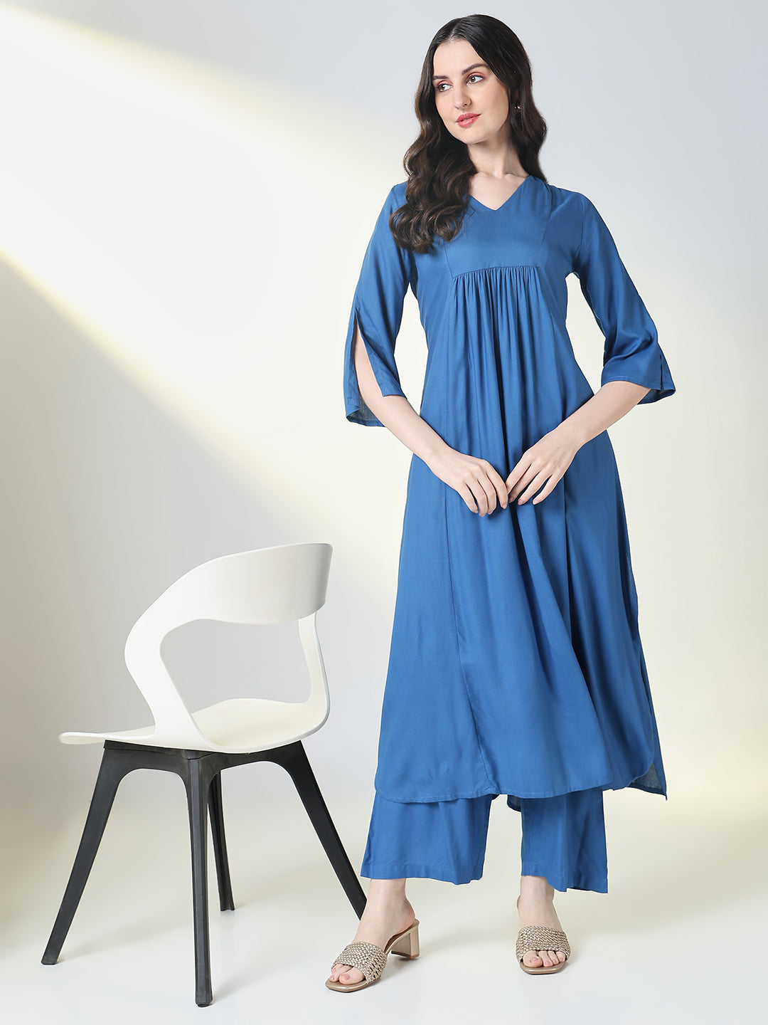 Women Blue Solid A Line Kurta Set