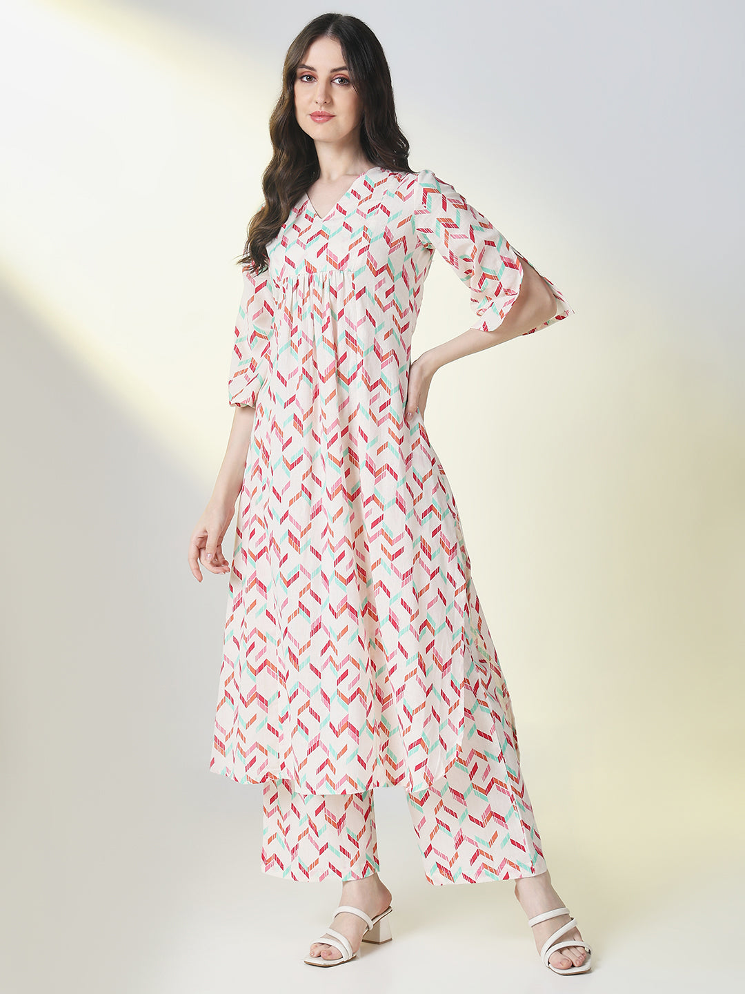 Women Cream Geometric A Line Kurta Set