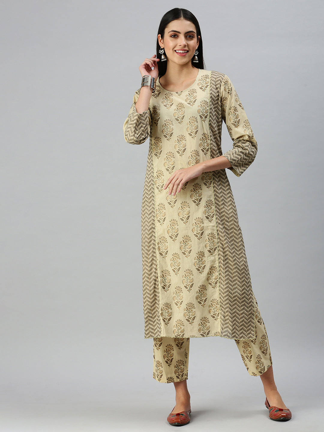 Women Straight Beige Printed Kurta and Trousers