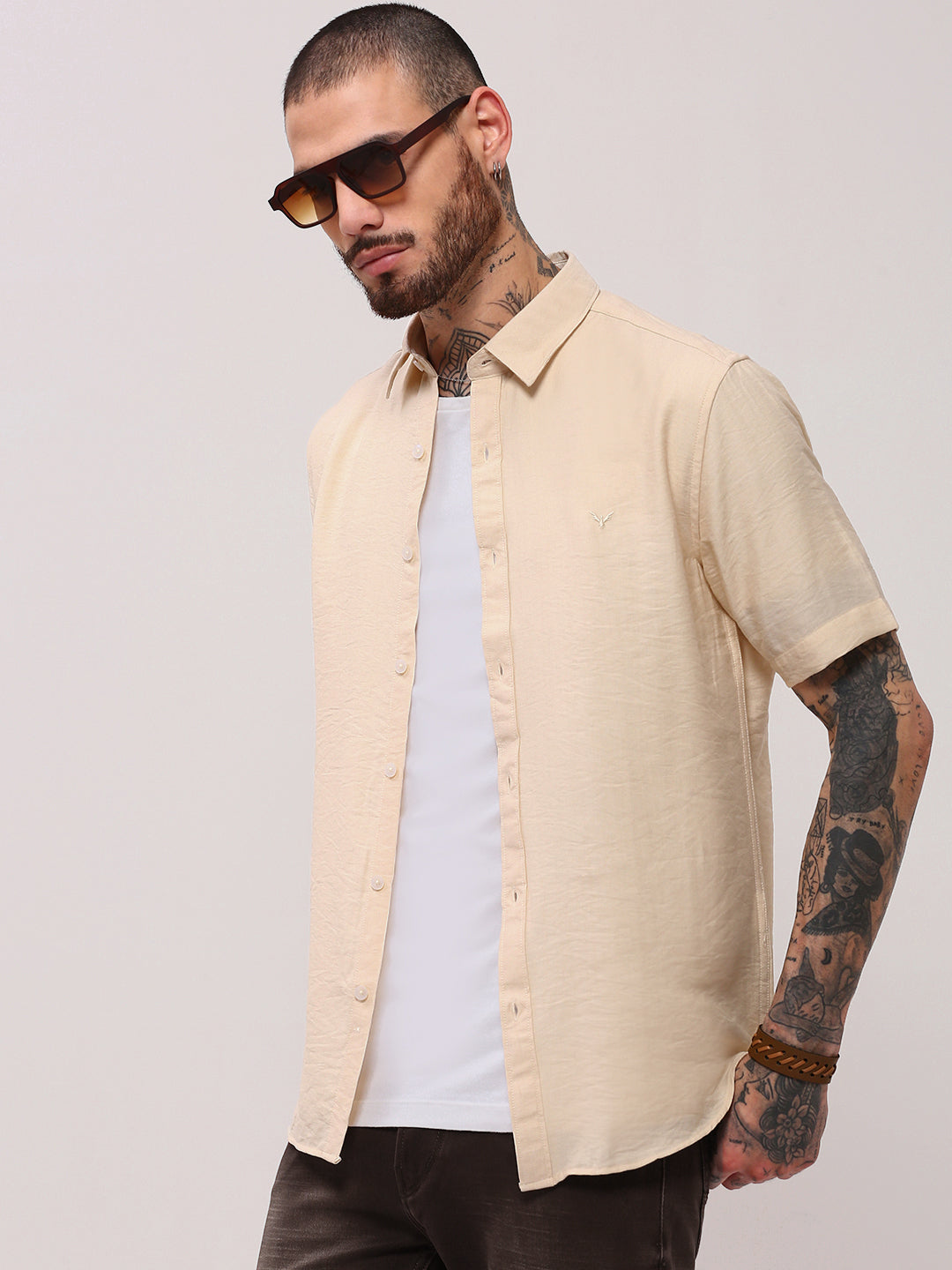 Men Cream Solid Slim Fit Shirt