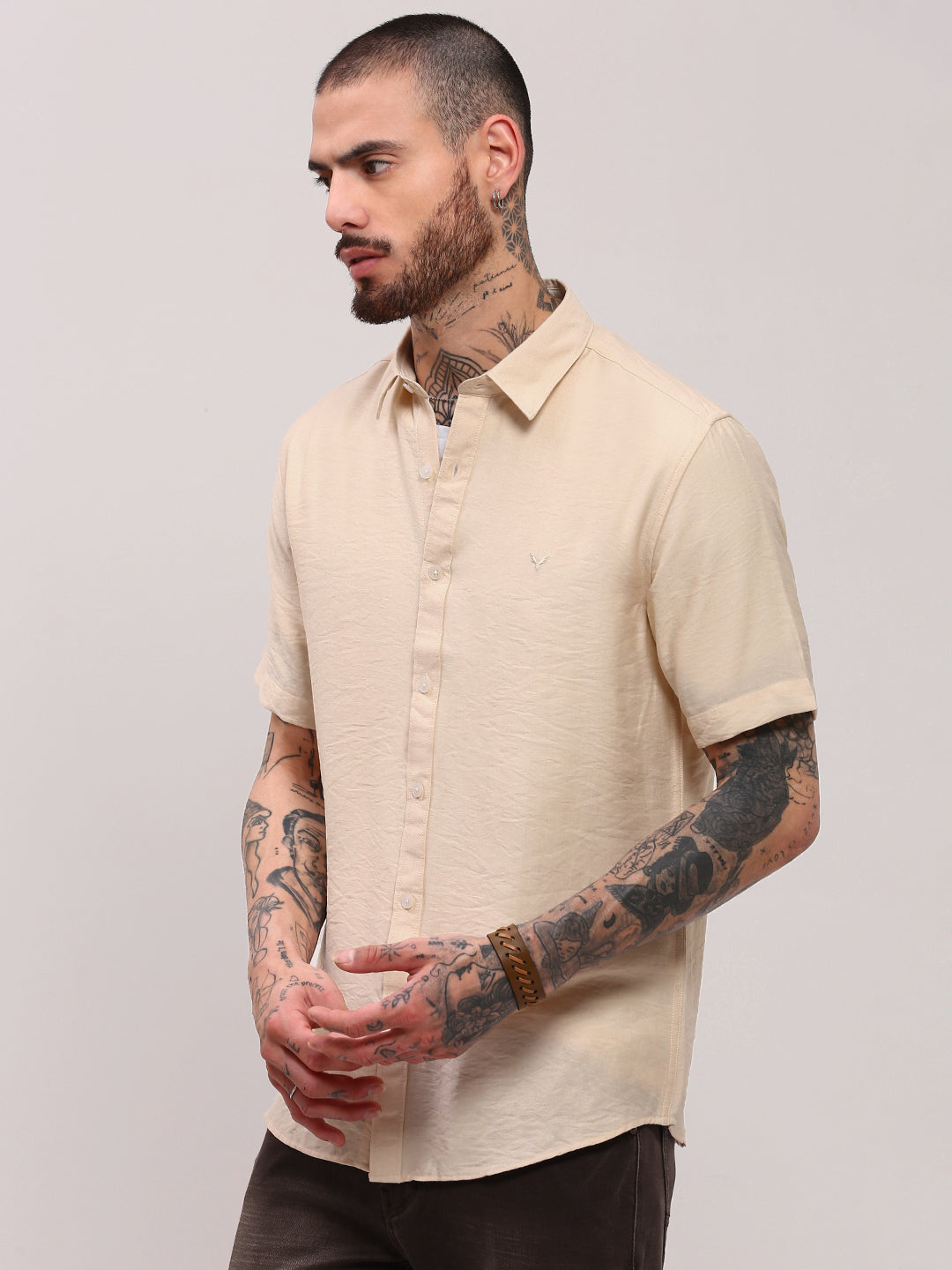 Men Cream Solid Slim Fit Shirt