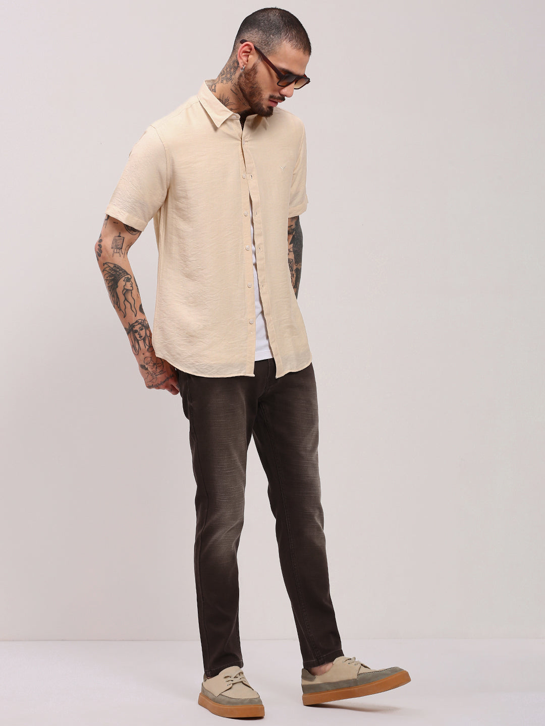 Men Cream Solid Slim Fit Shirt