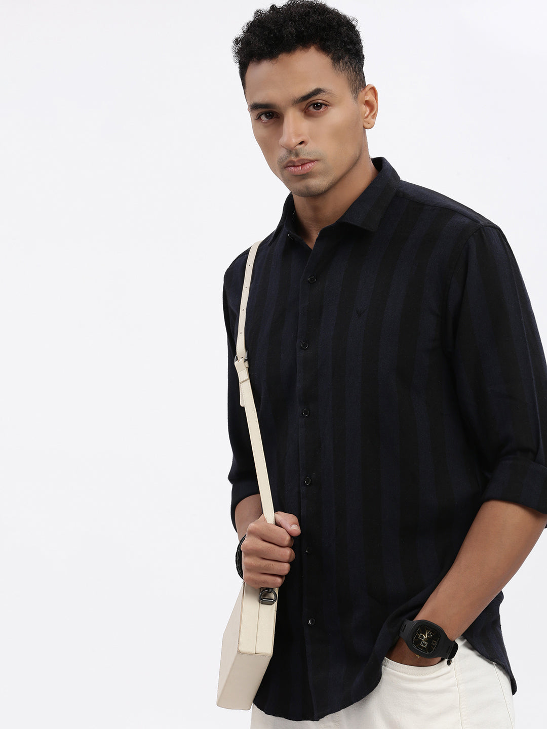 Men Navy Blue Striped Slim Fit Shirt