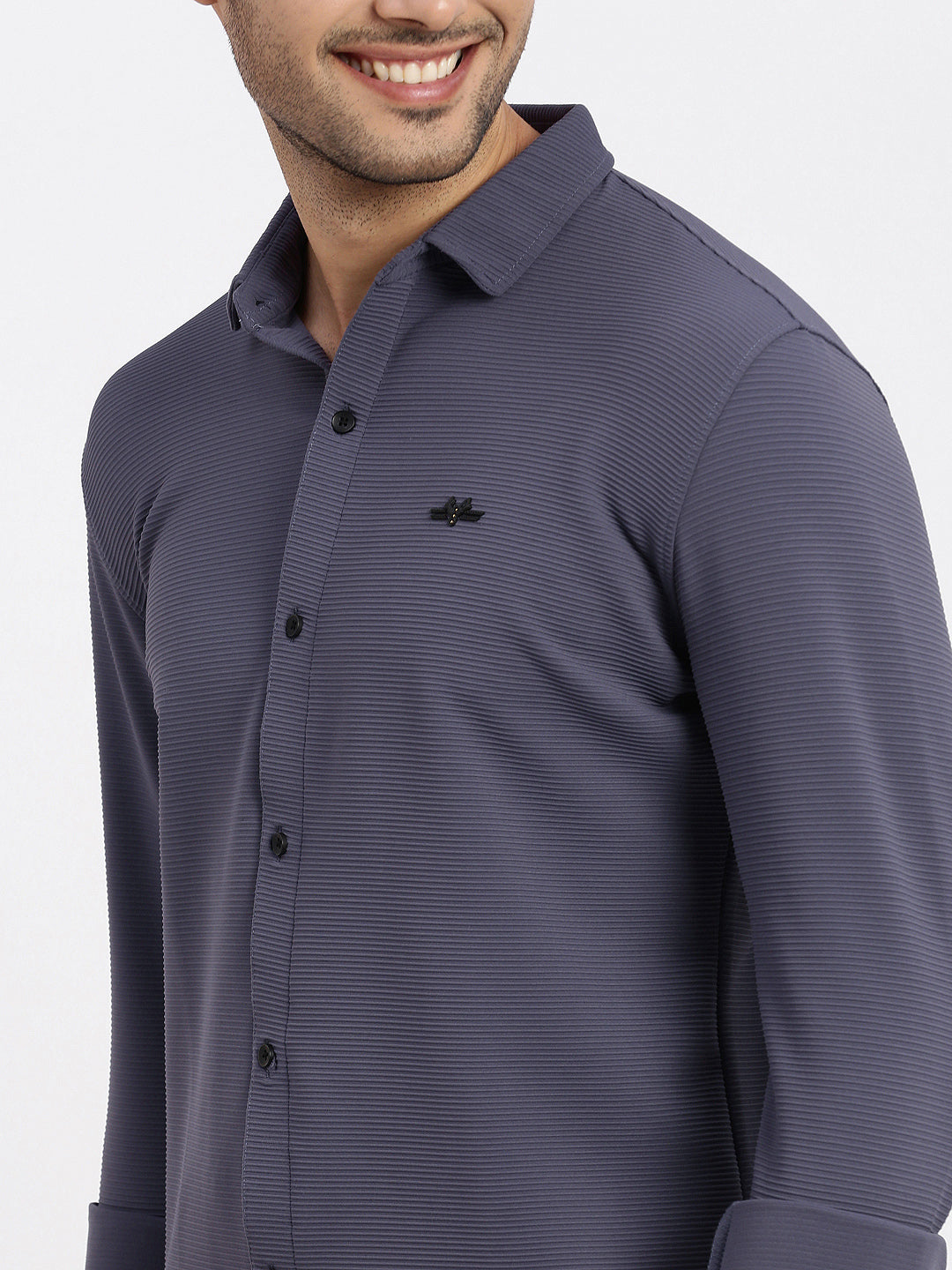 Men Purple Solid Slim Fit Shirt