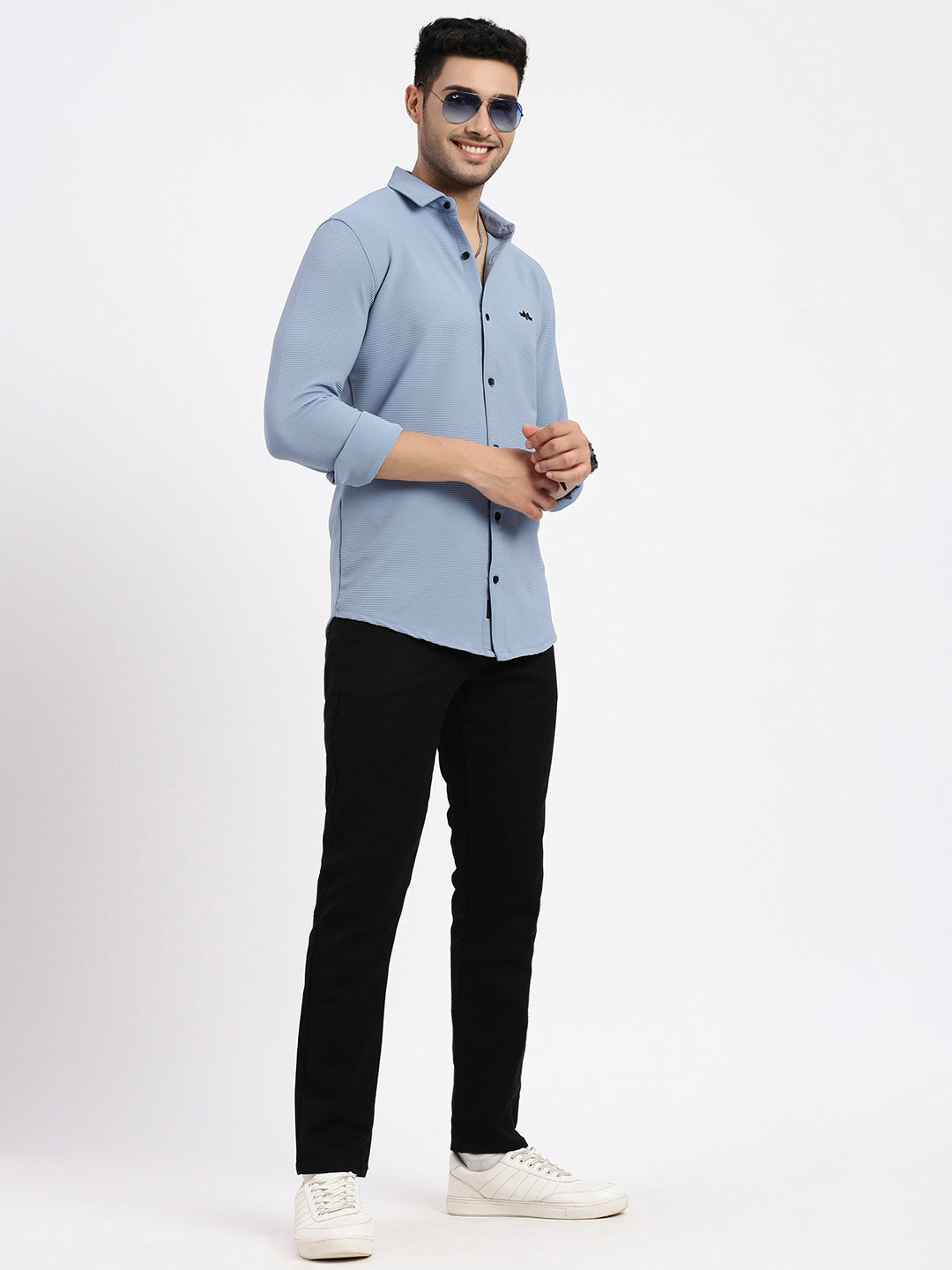 Men Blue Solid Slim Fit Shirt