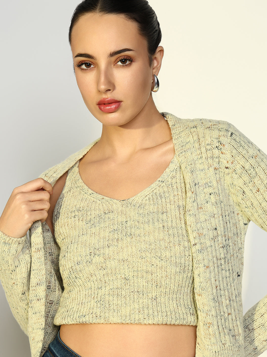 Women Solid Green Crop Top with Shrug