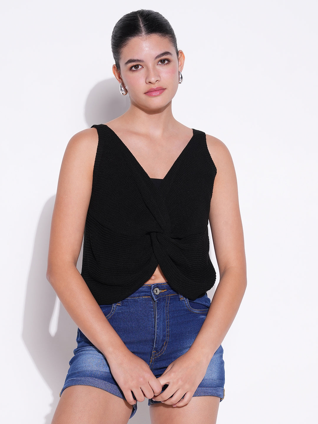 Women Black Solid Crop Top