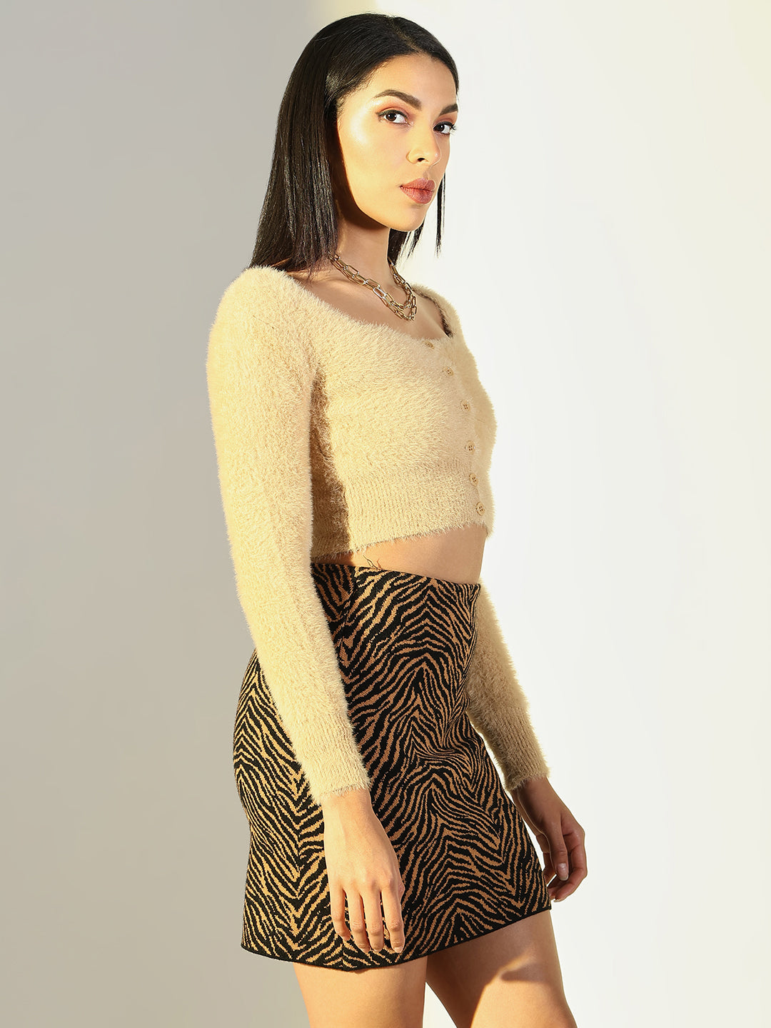 Women Beige Solid Fitted Crop Top