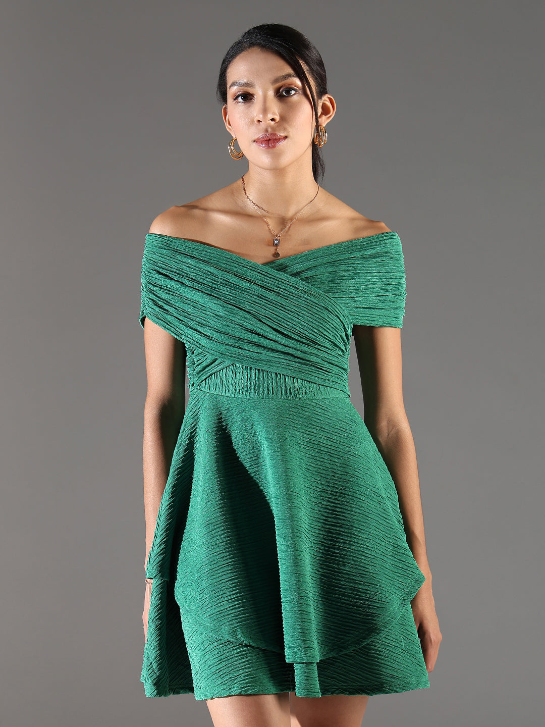 Women Green Solid Fit and Flare Dress