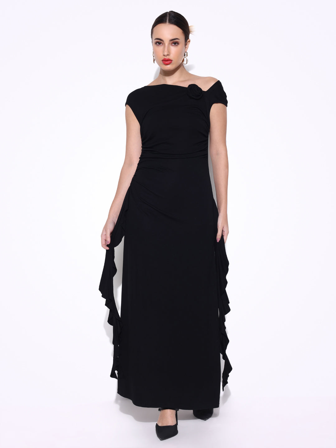 Women Solid Black Sheath Dress