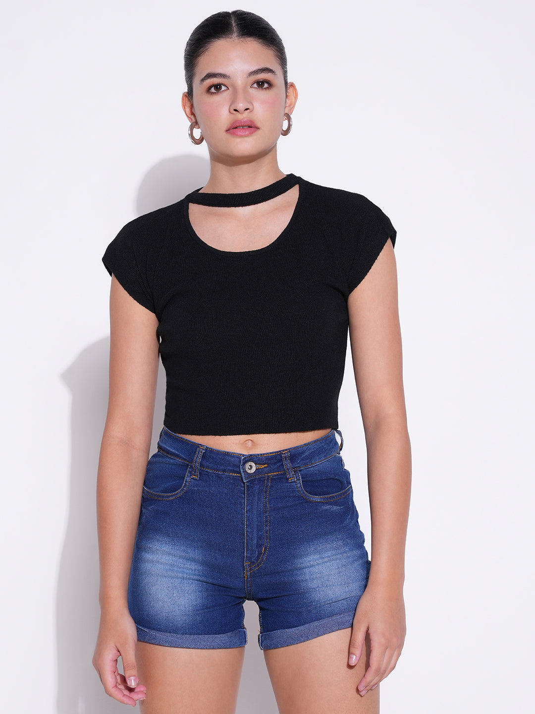 Women Black Solid Crop Top