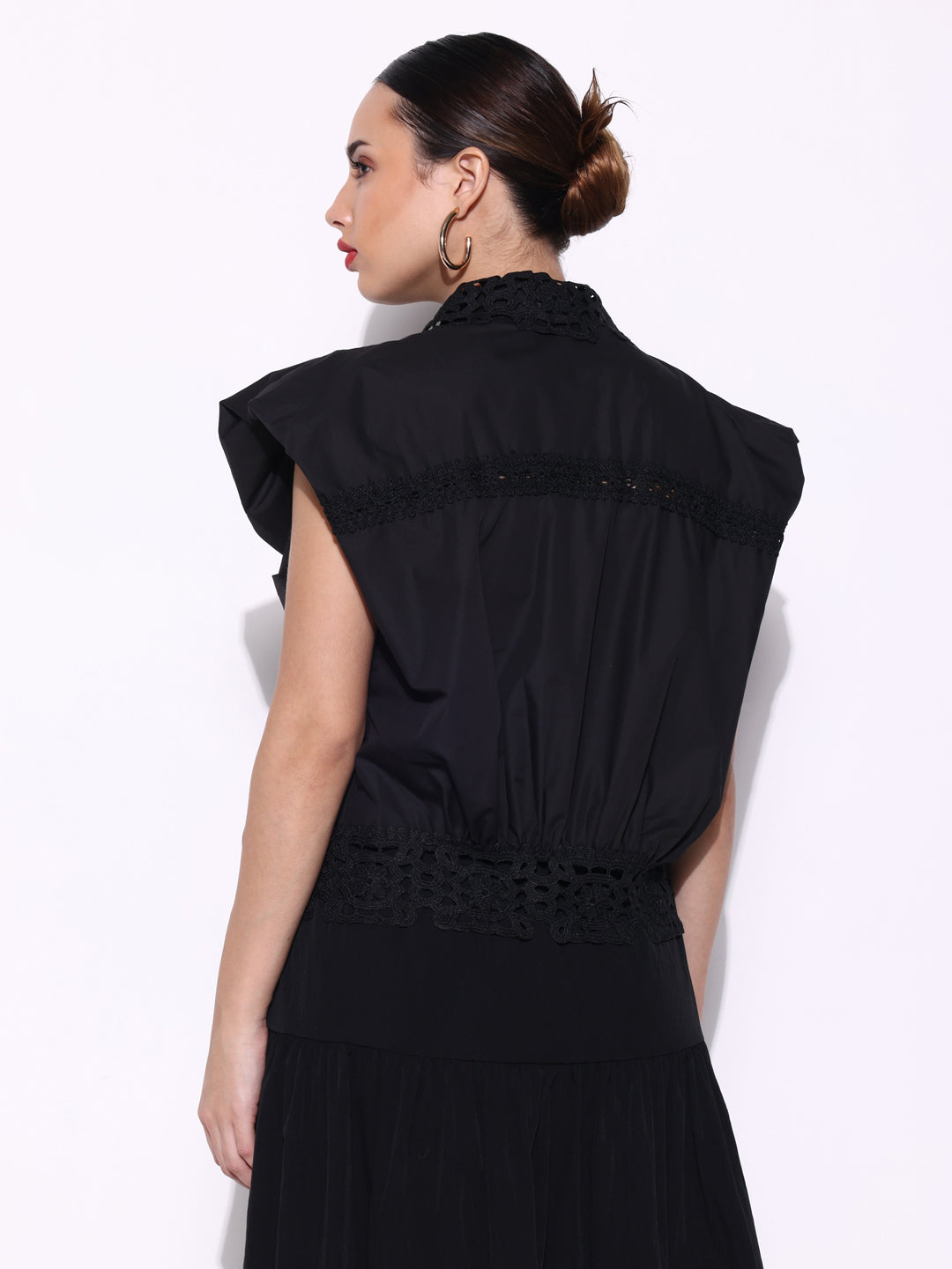 Women Solid Black Top