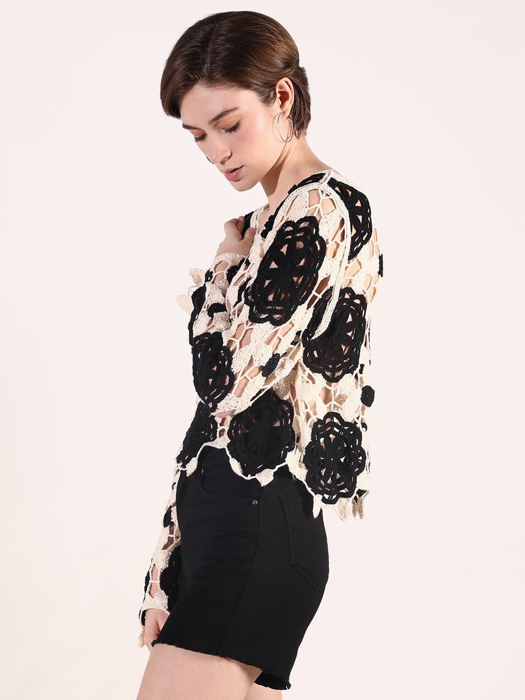 Women Black Floral Crochet Top