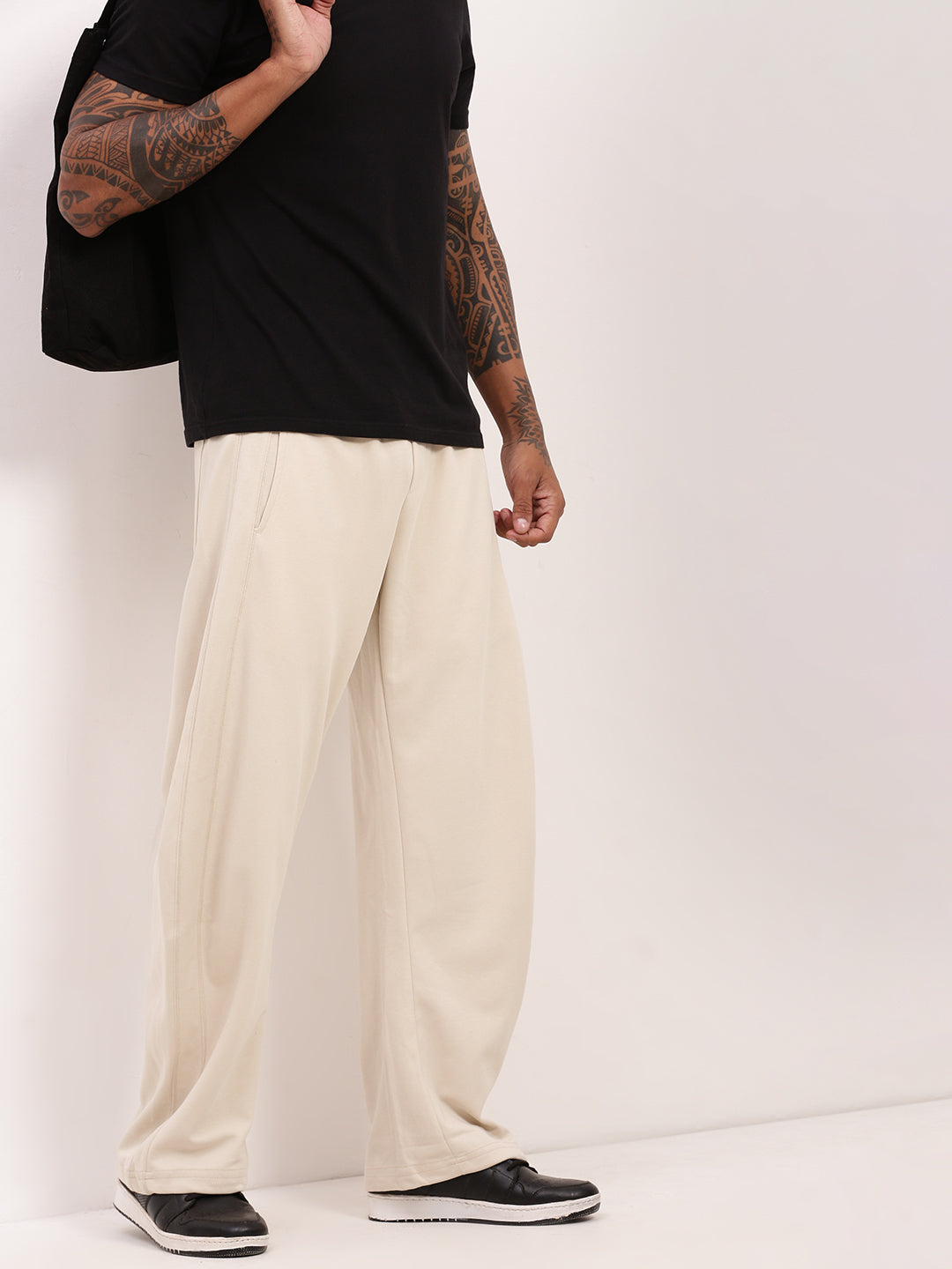 Men Cream Solid Straight Fit Trousers