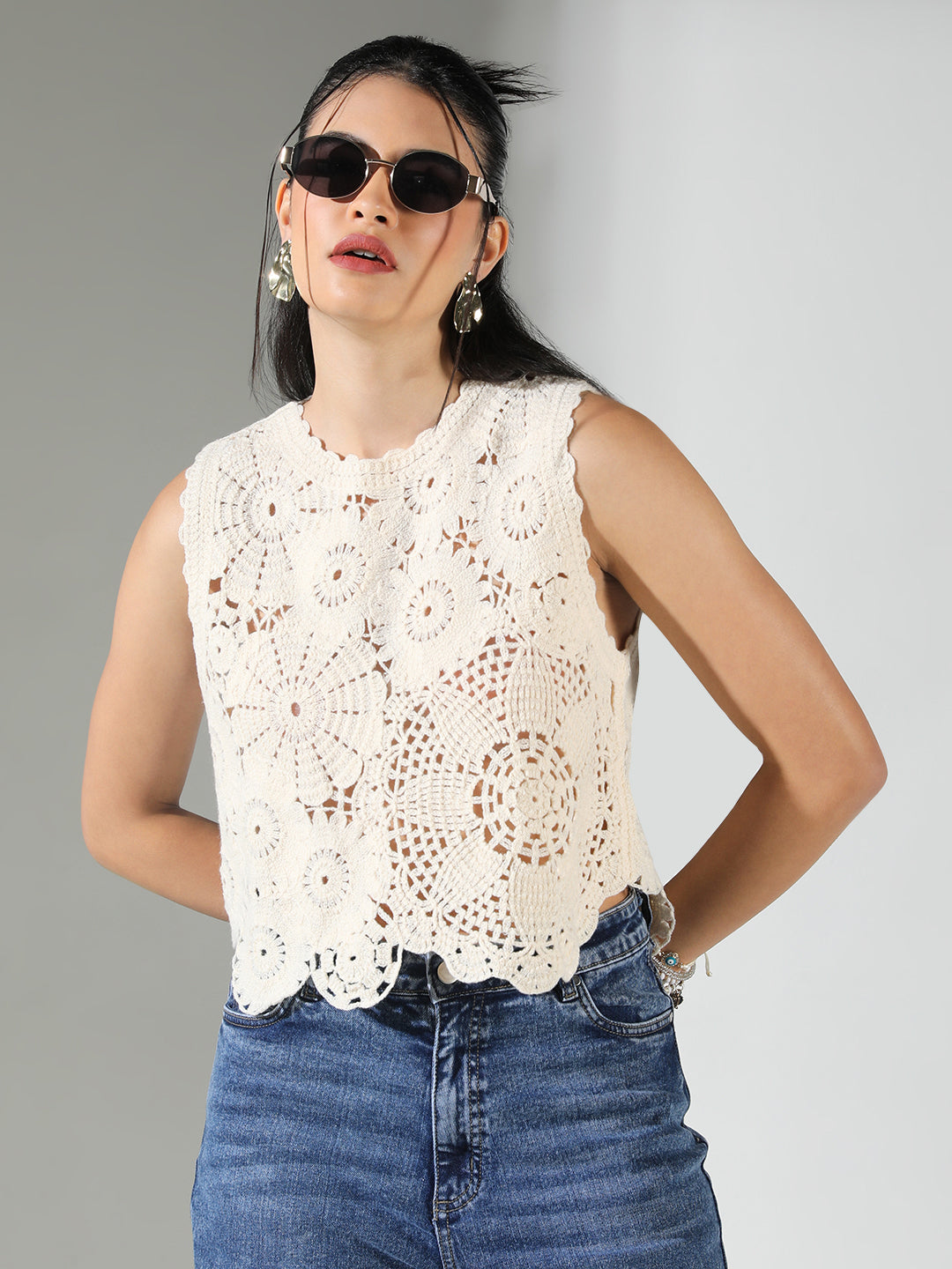 Women Cream Floral Crop Crochet Top