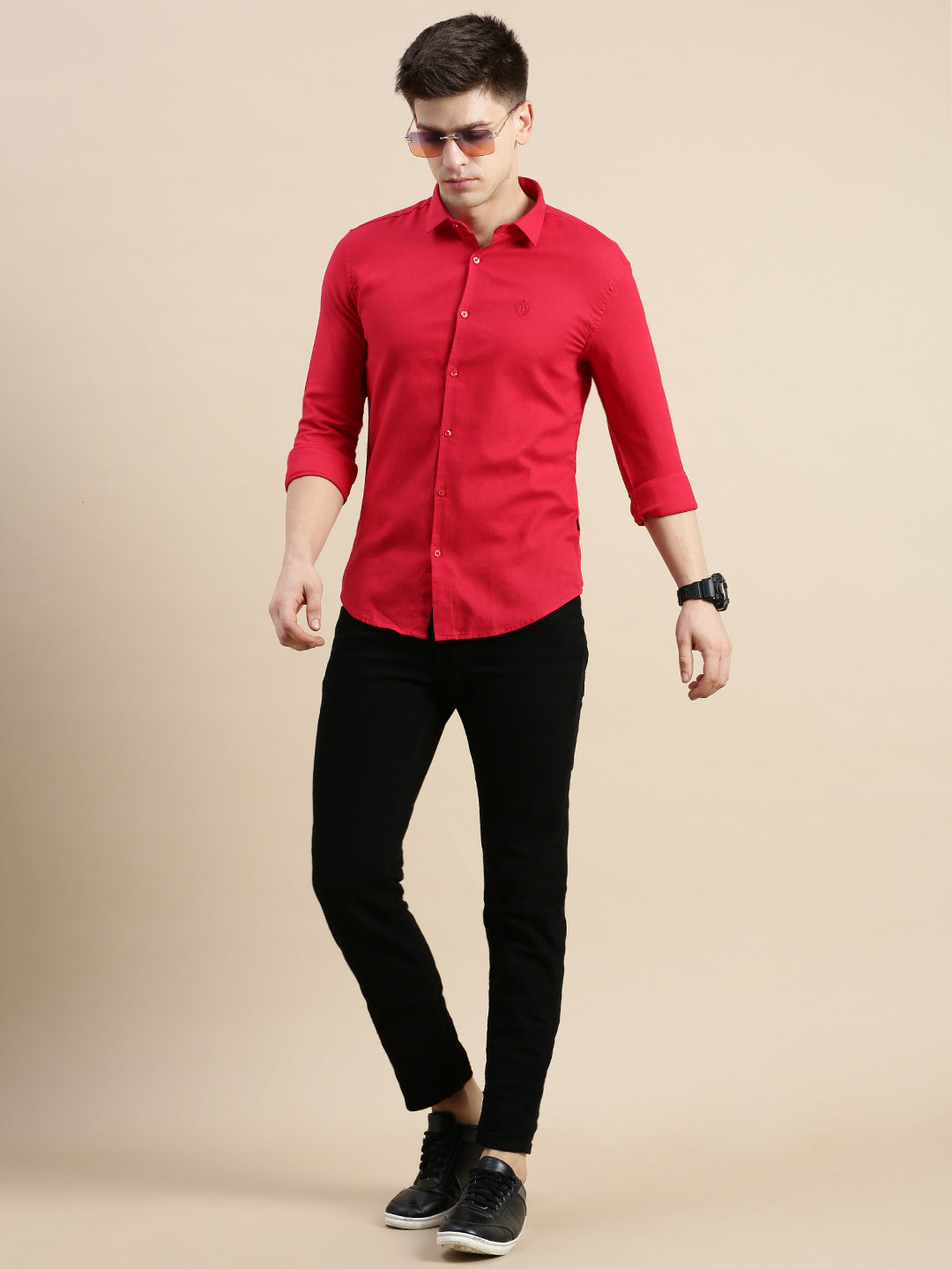 Men Spread Collar Solid Red Shirt