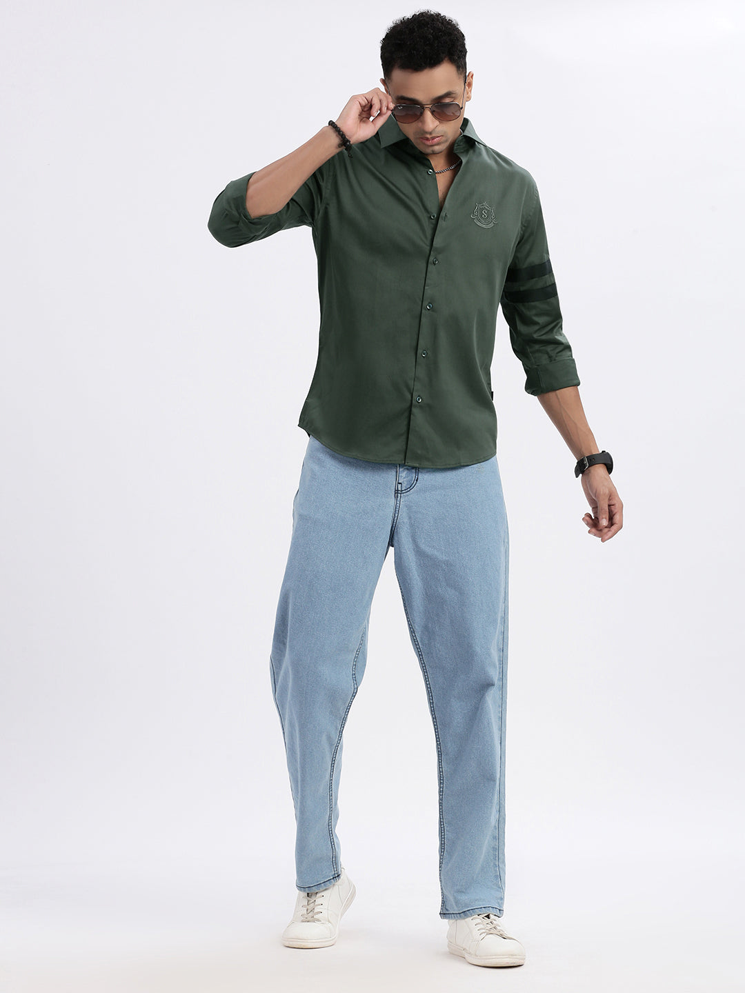 Men Green Solid Slim Fit Shirt