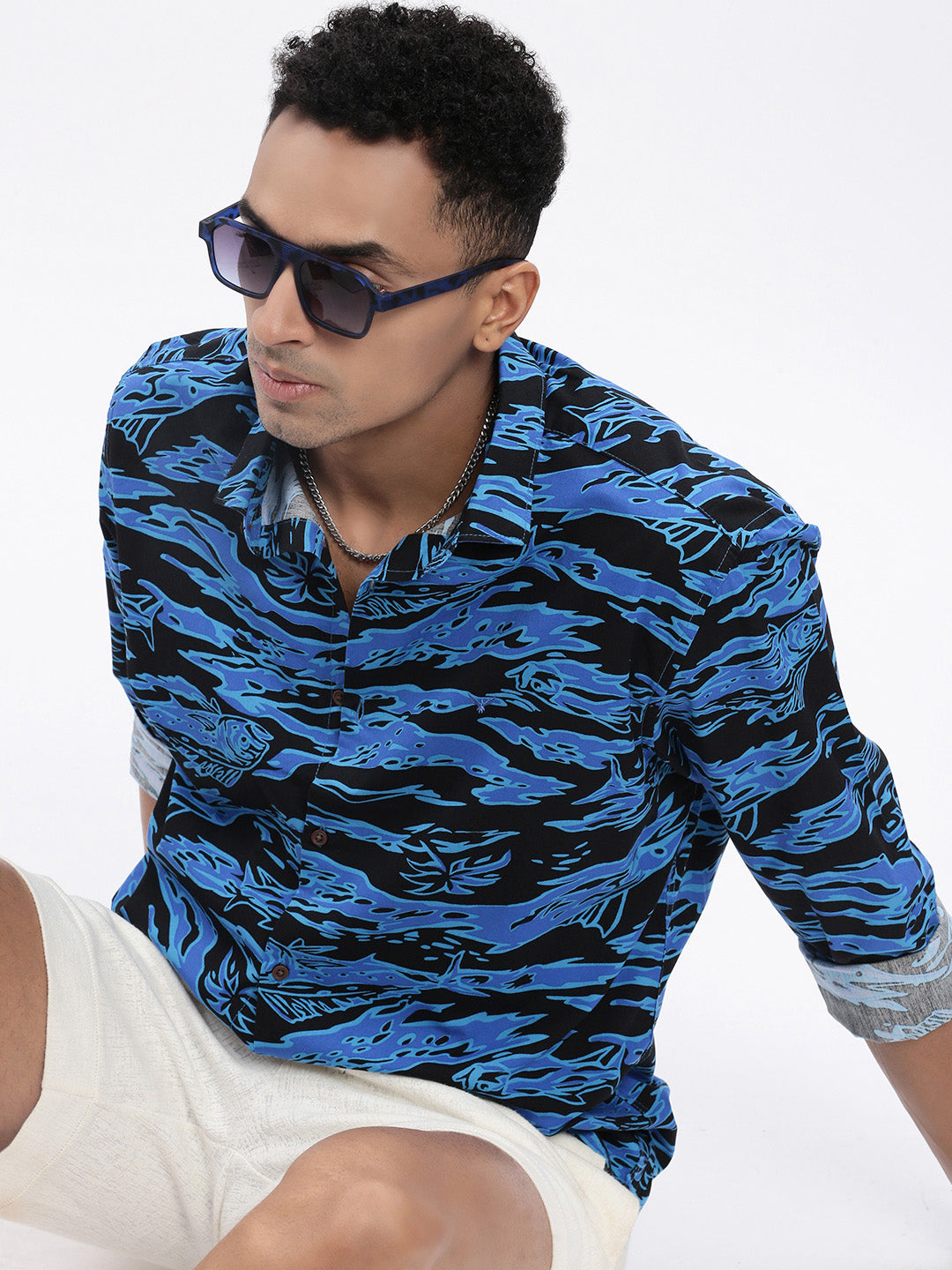 Men Blue Abstract Slim Fit Shirt