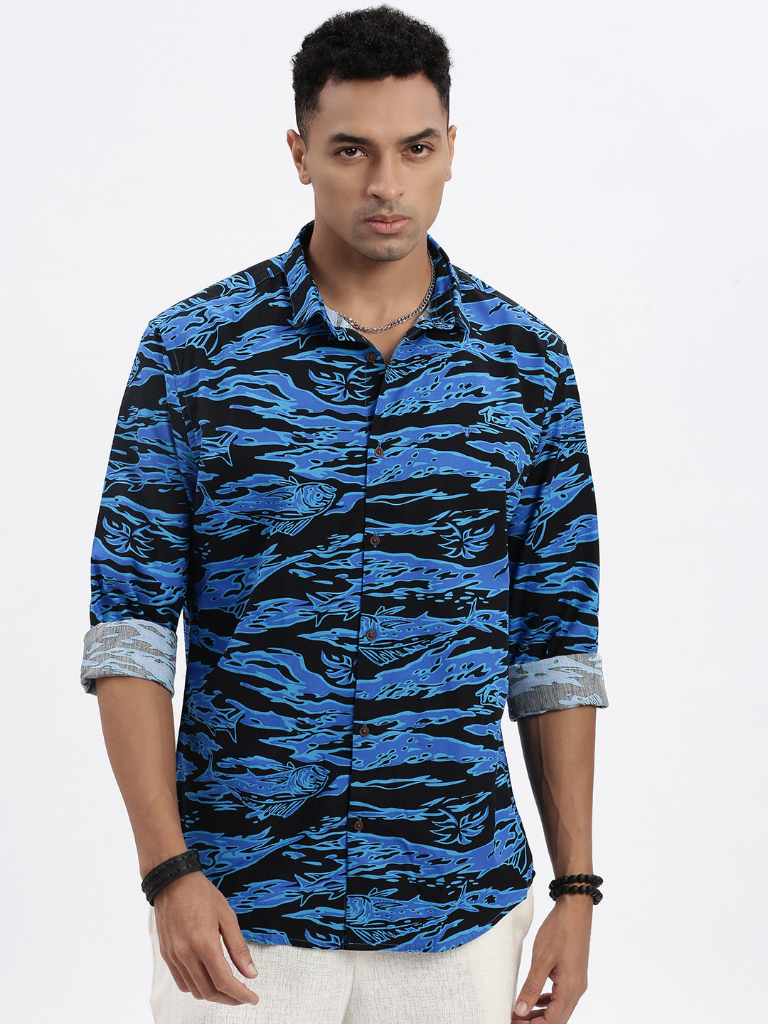 Men Blue Abstract Slim Fit Shirt