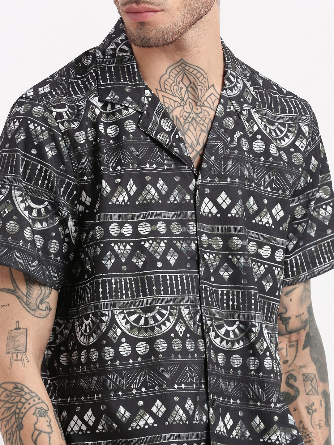 Men Geometric Print Cuban Collar Charcoal Co-Ords Set