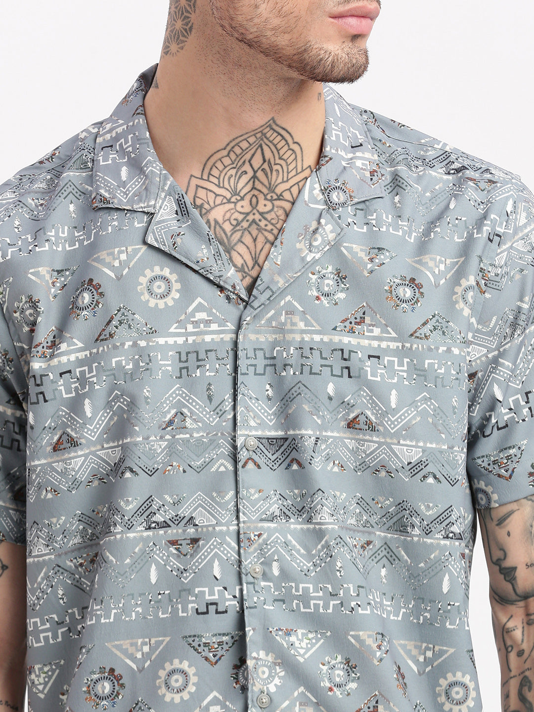 Men Geometric Print Cuban Collar Grey Co-Ords Set