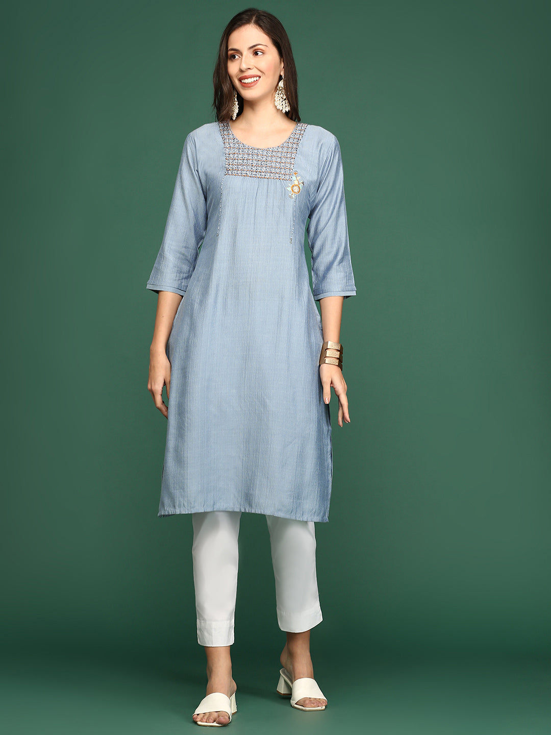 Women's Blue Solid Straight Kurta