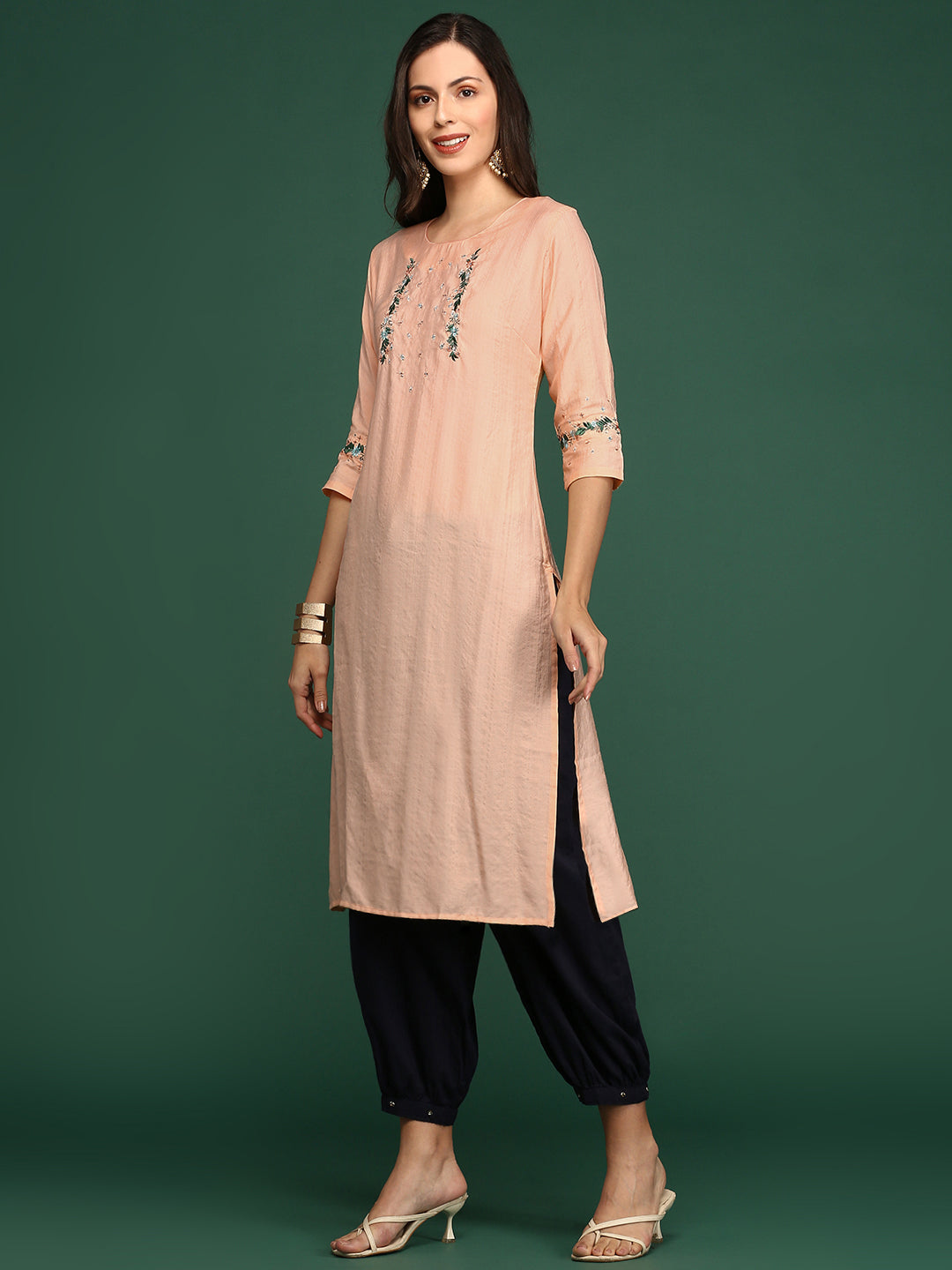 Women Straight Peach Solid Kurta