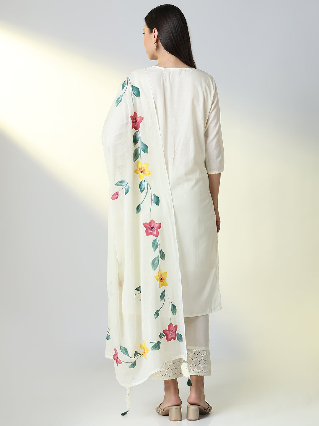 Women Cream Floral Straight Kurta Set with Dupatta