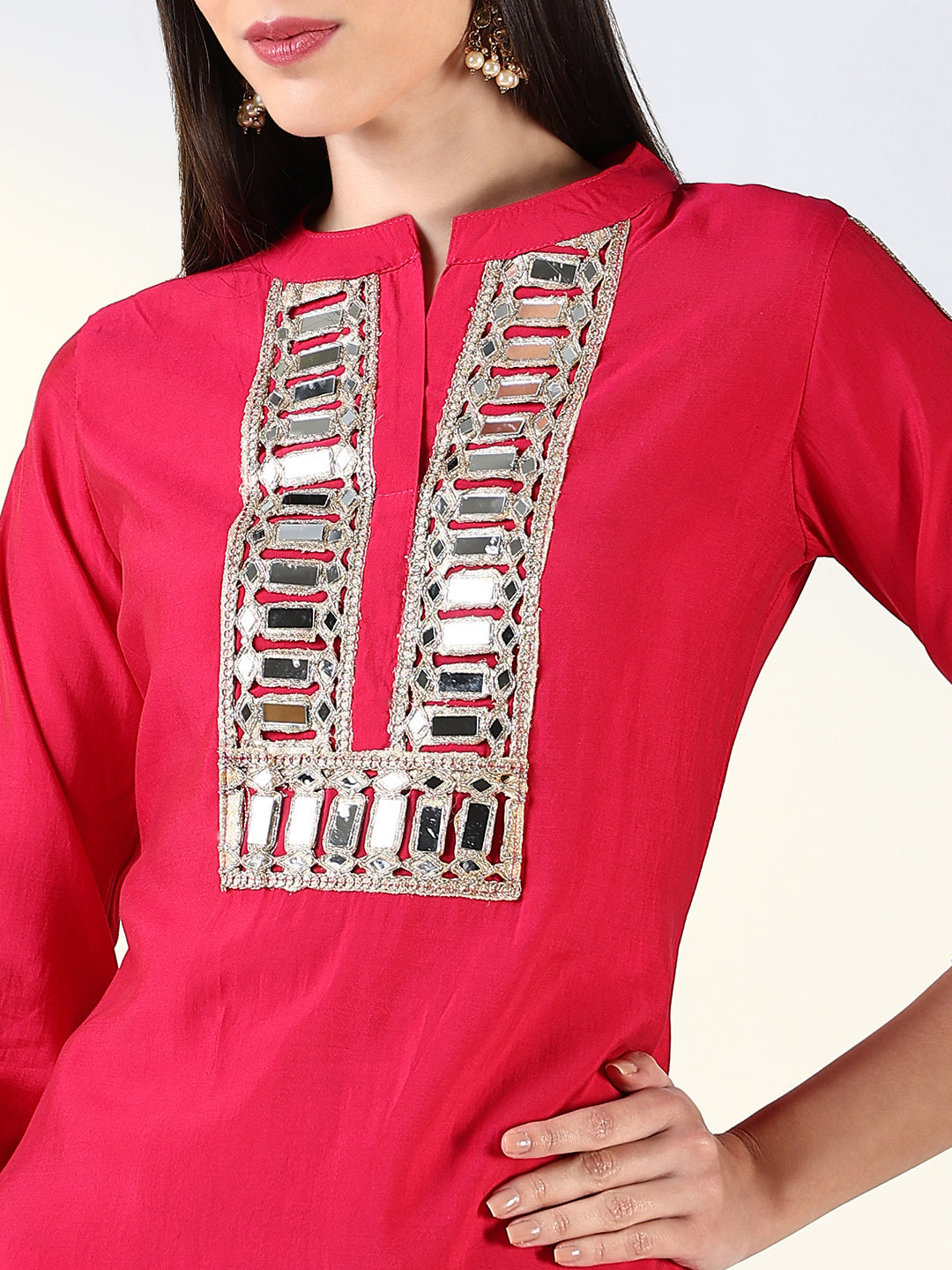 Women Pink Solid Straight Kurta Set