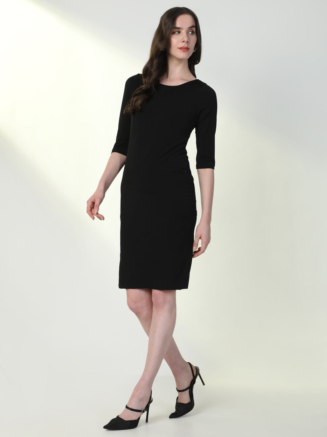 Women Solid Black Bodycon Dress