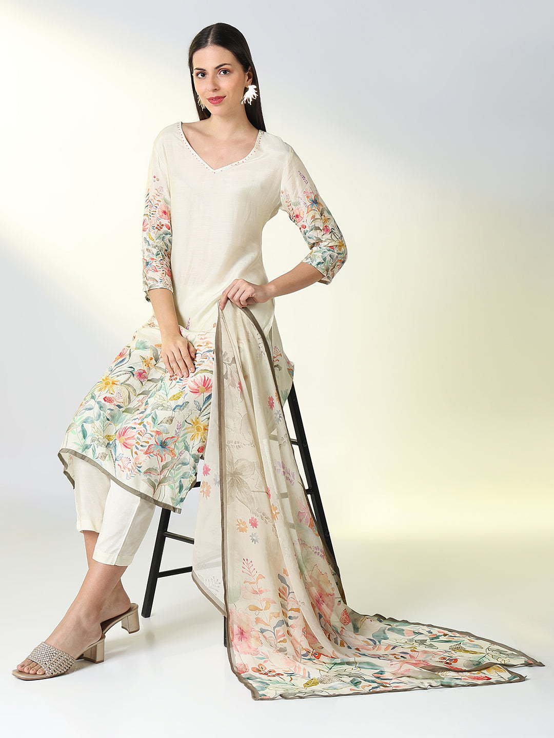 Women Cream Floral Straight Kurta Set with Dupatta