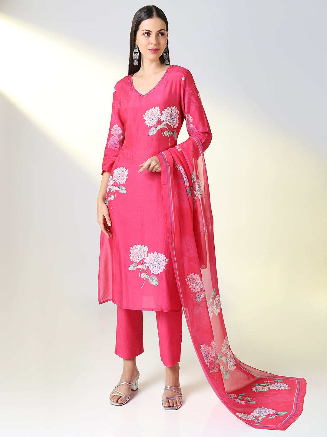 Women Pink Floral Straight Kurta Set with Dupatta