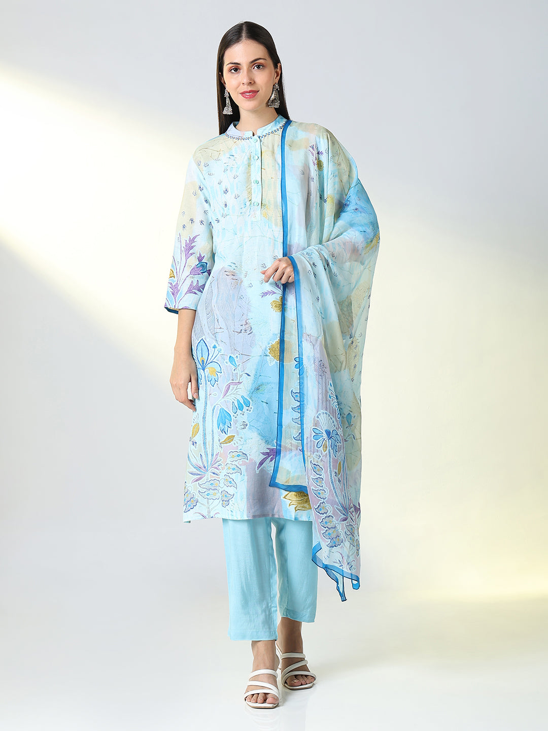 Women Blue Floral Straight Kurta Set with Dupatta