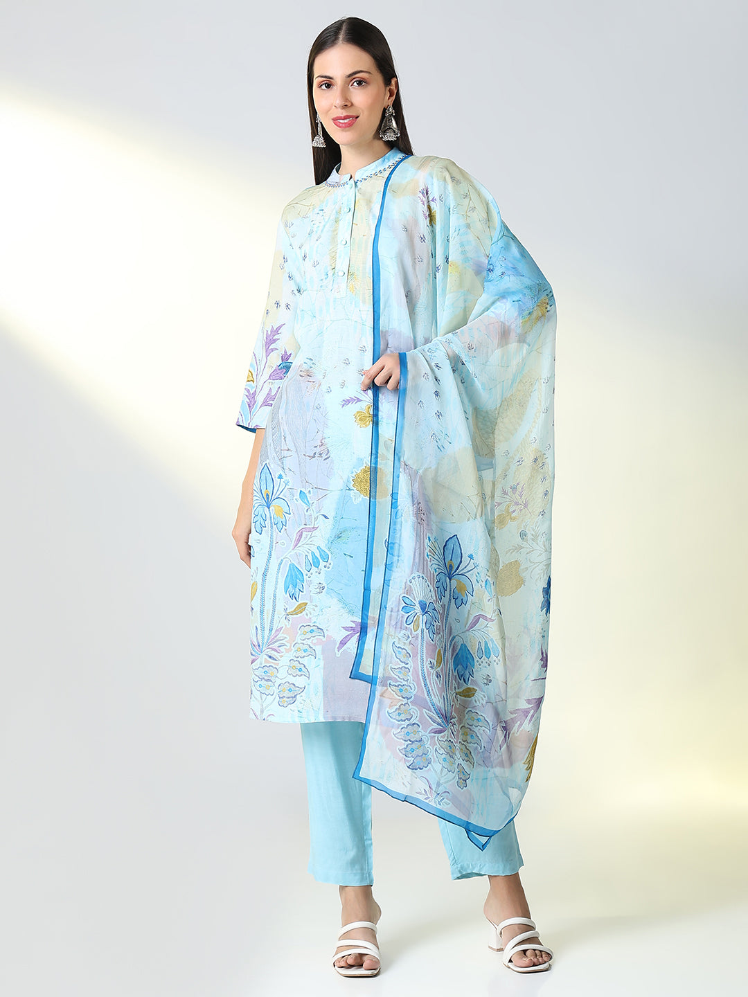 Women Blue Floral Straight Kurta Set with Dupatta