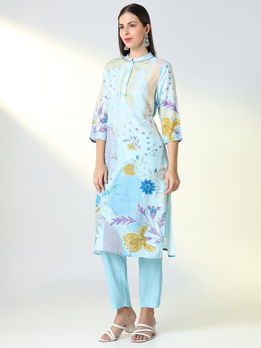 Women Blue Floral Straight Kurta Set with Dupatta