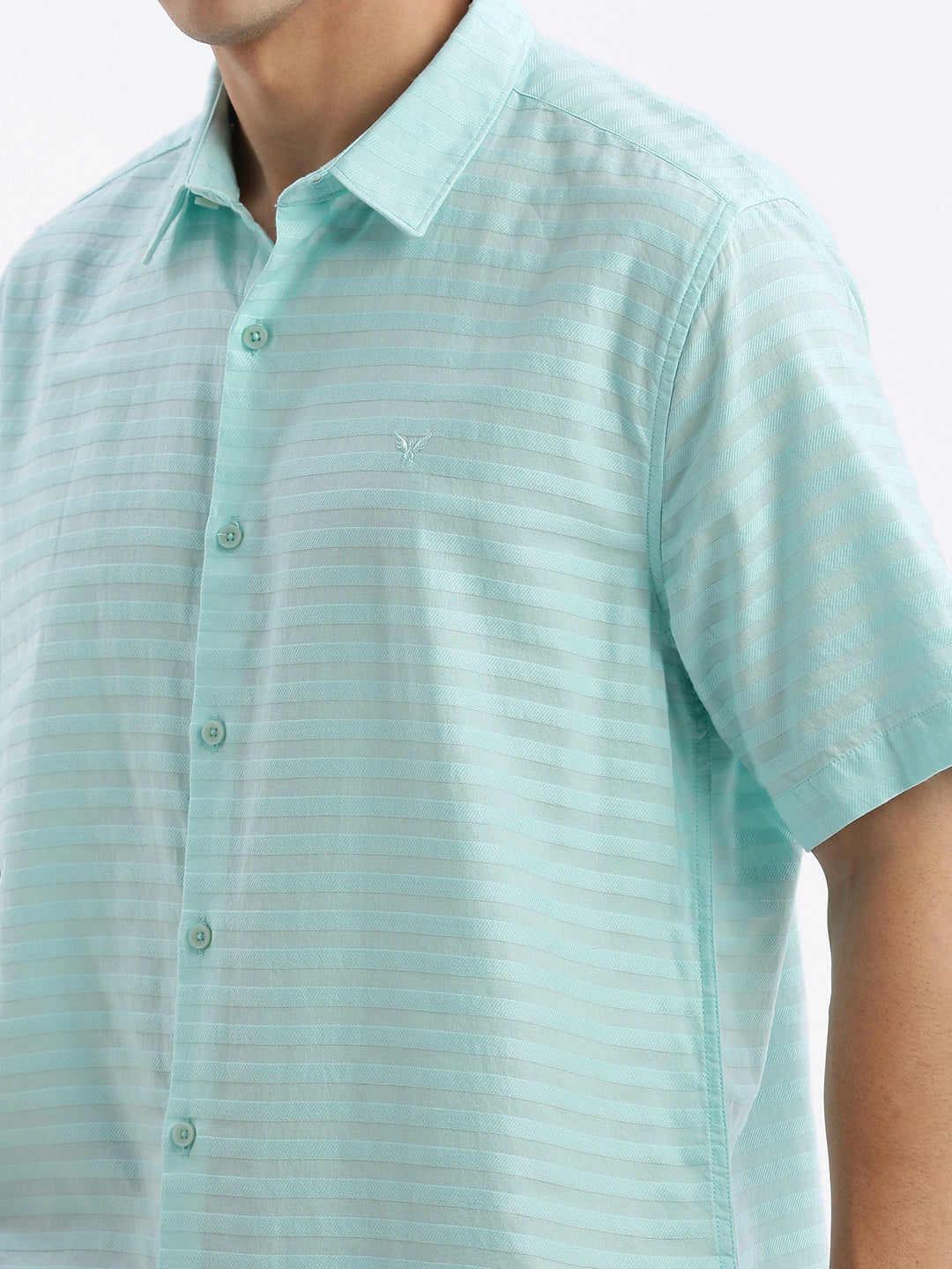 Men Spread Collar Solid Slim Fit Turquoise Blue Shirt