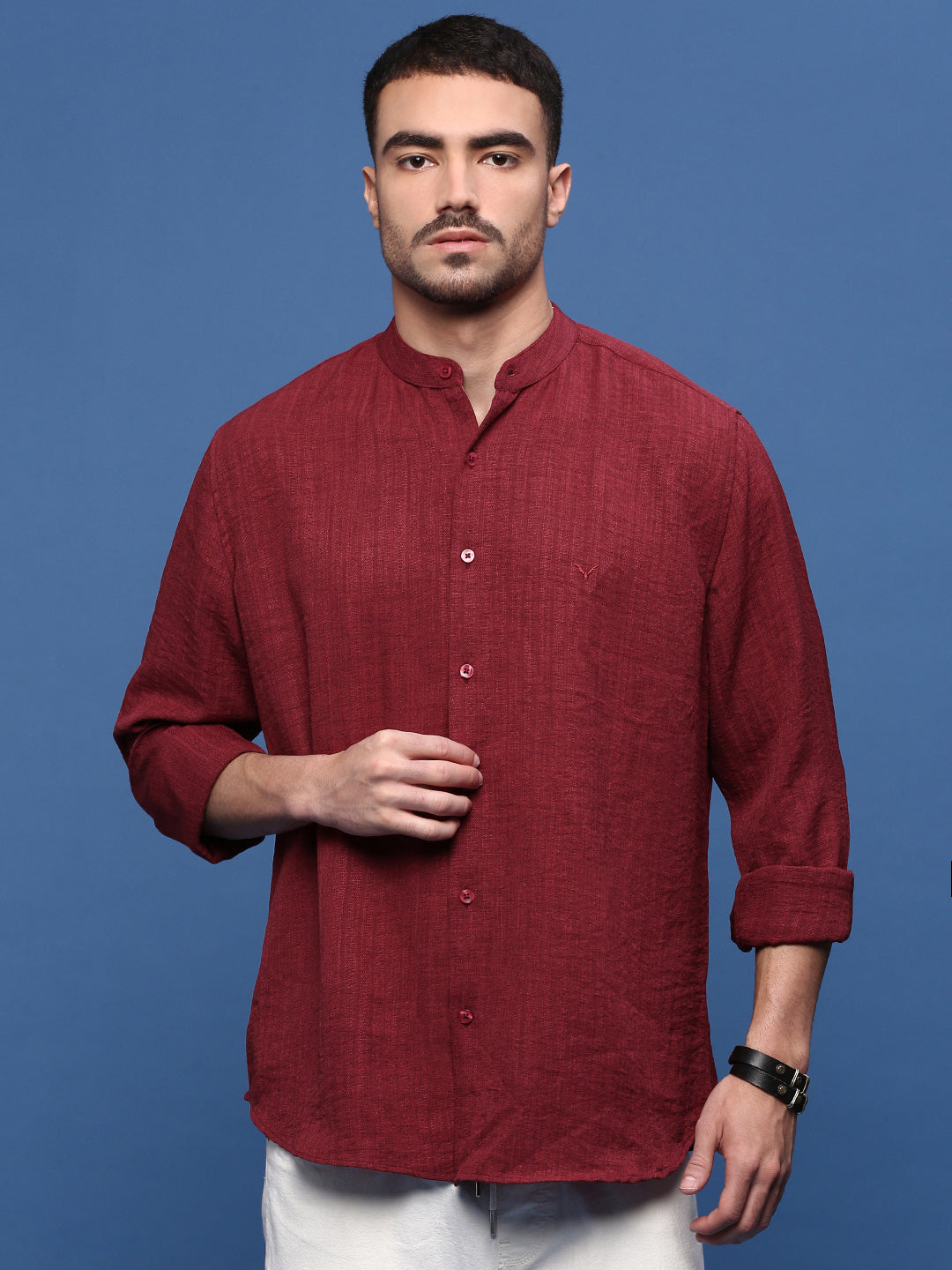 Men Maroon Solid Slim Fit Shirt