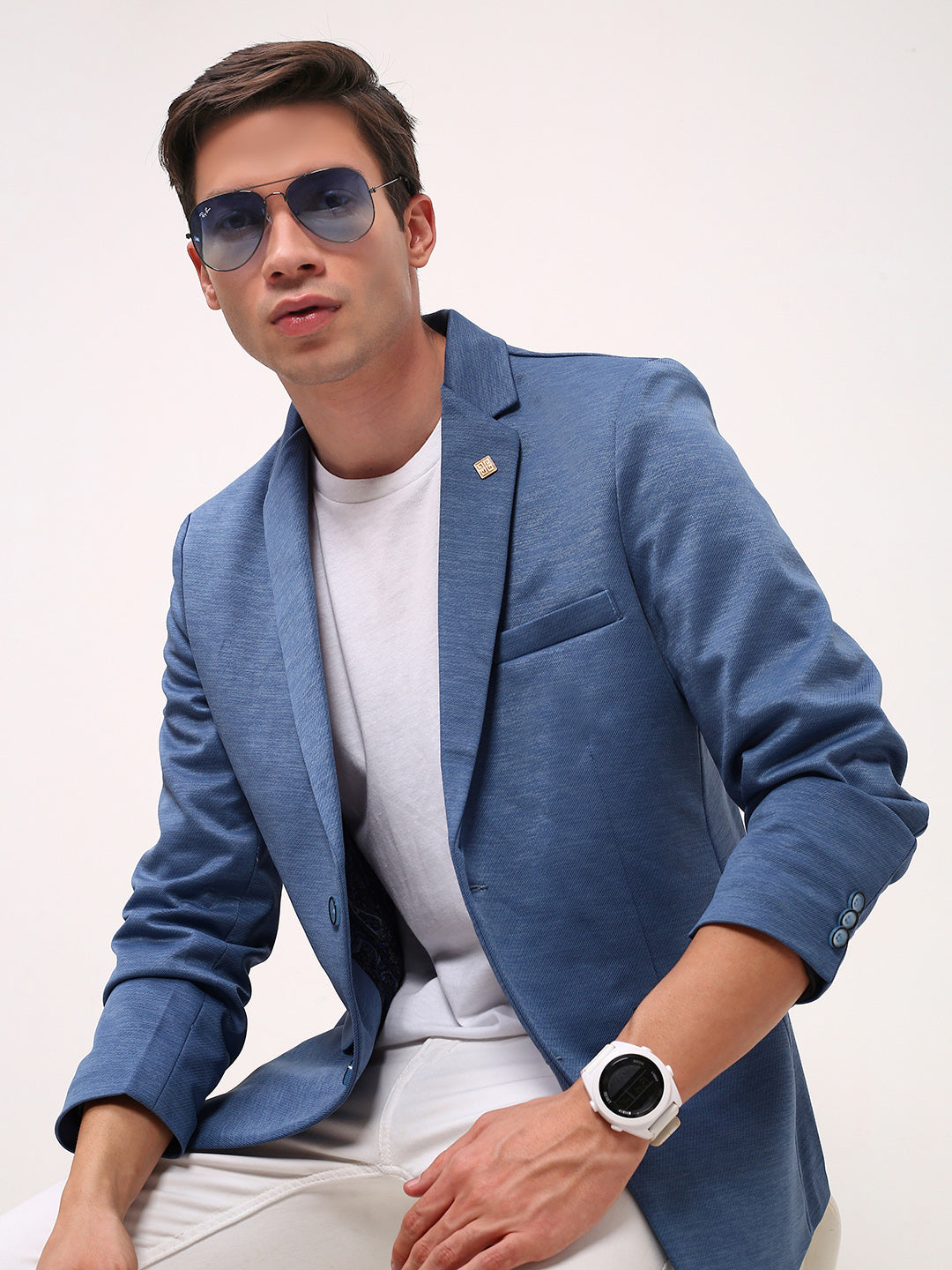 Men Blue Solid Single Breasted Blazer