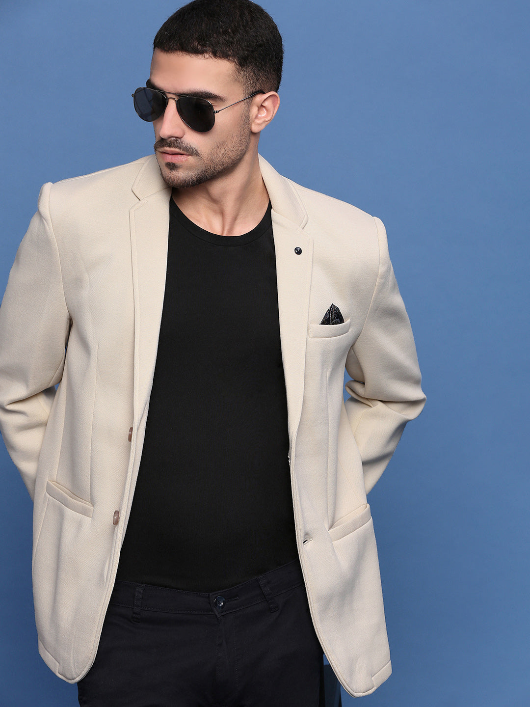 Men Cream Solid Single Breasted Blazer