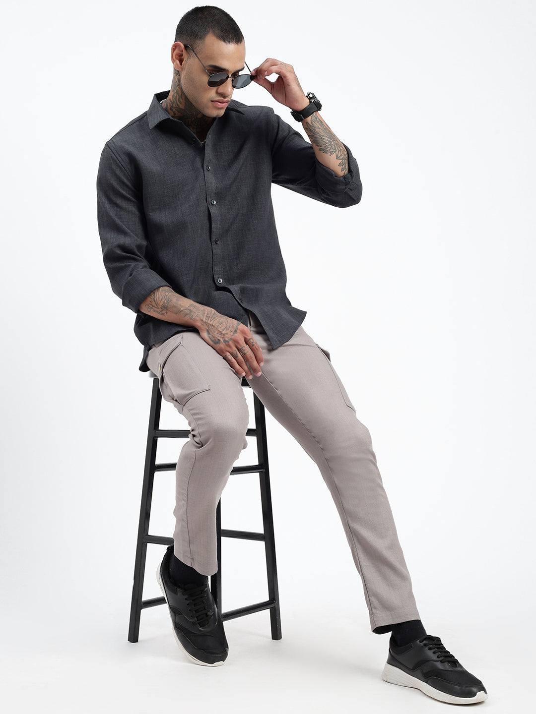 Men Solid Grey Slim Fit Shirt