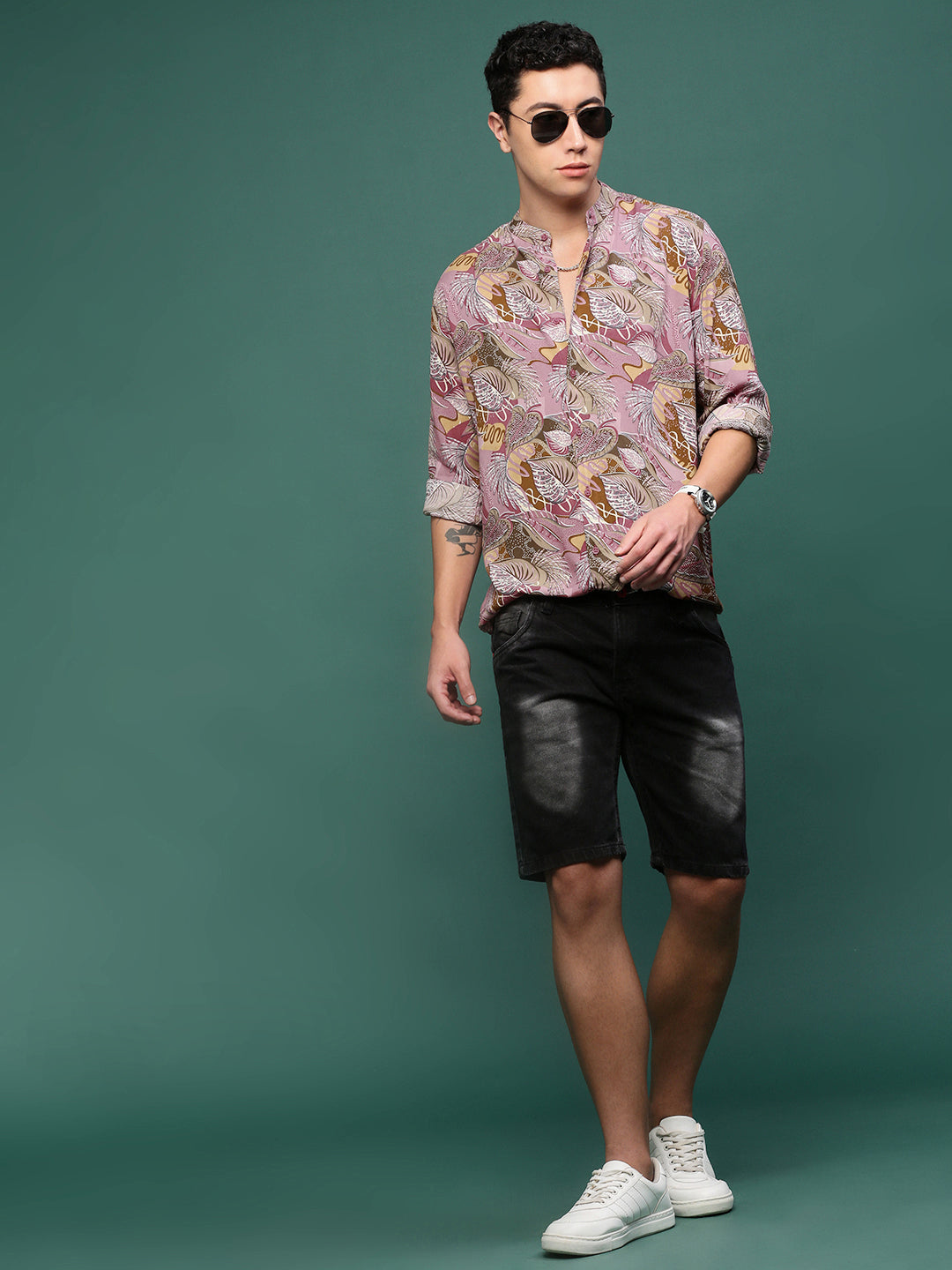 Men Pink Floral Slim Fit Shirt