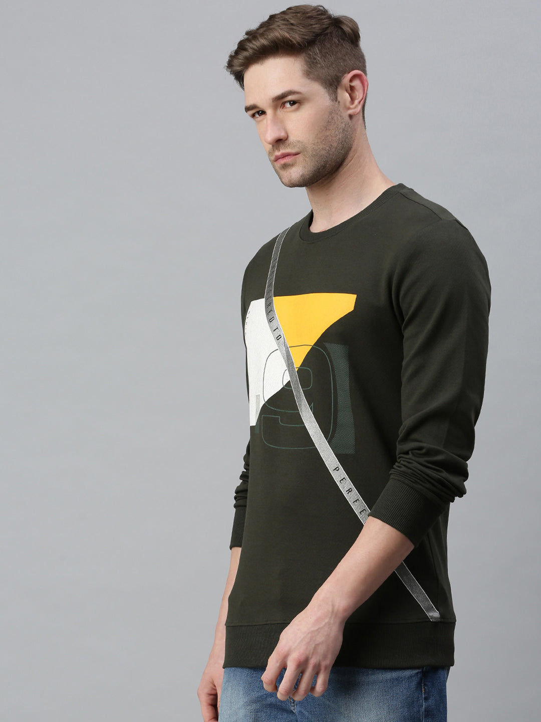 Men Colourblocked Olive Sweatshirt