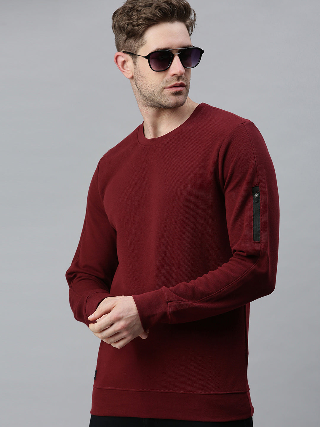 Men Solid Maroon Sweatshirt