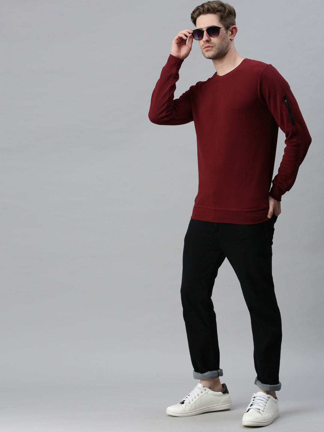 Men Solid Maroon Sweatshirt