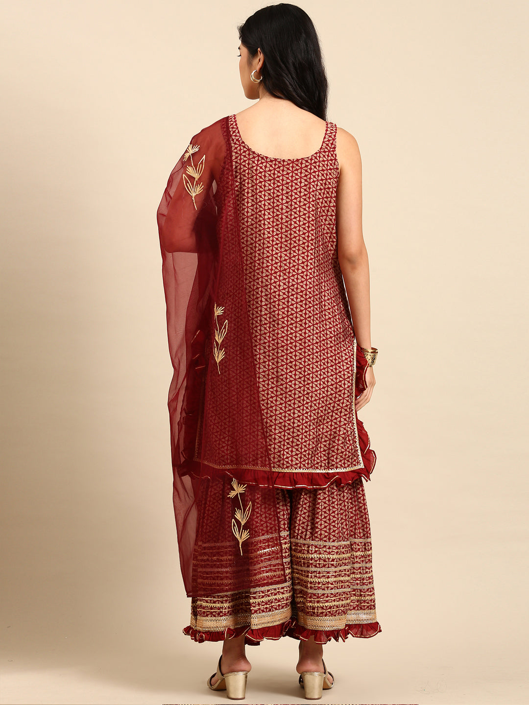 Women Geometric Maroon Straight Kurta Set with Dupatta