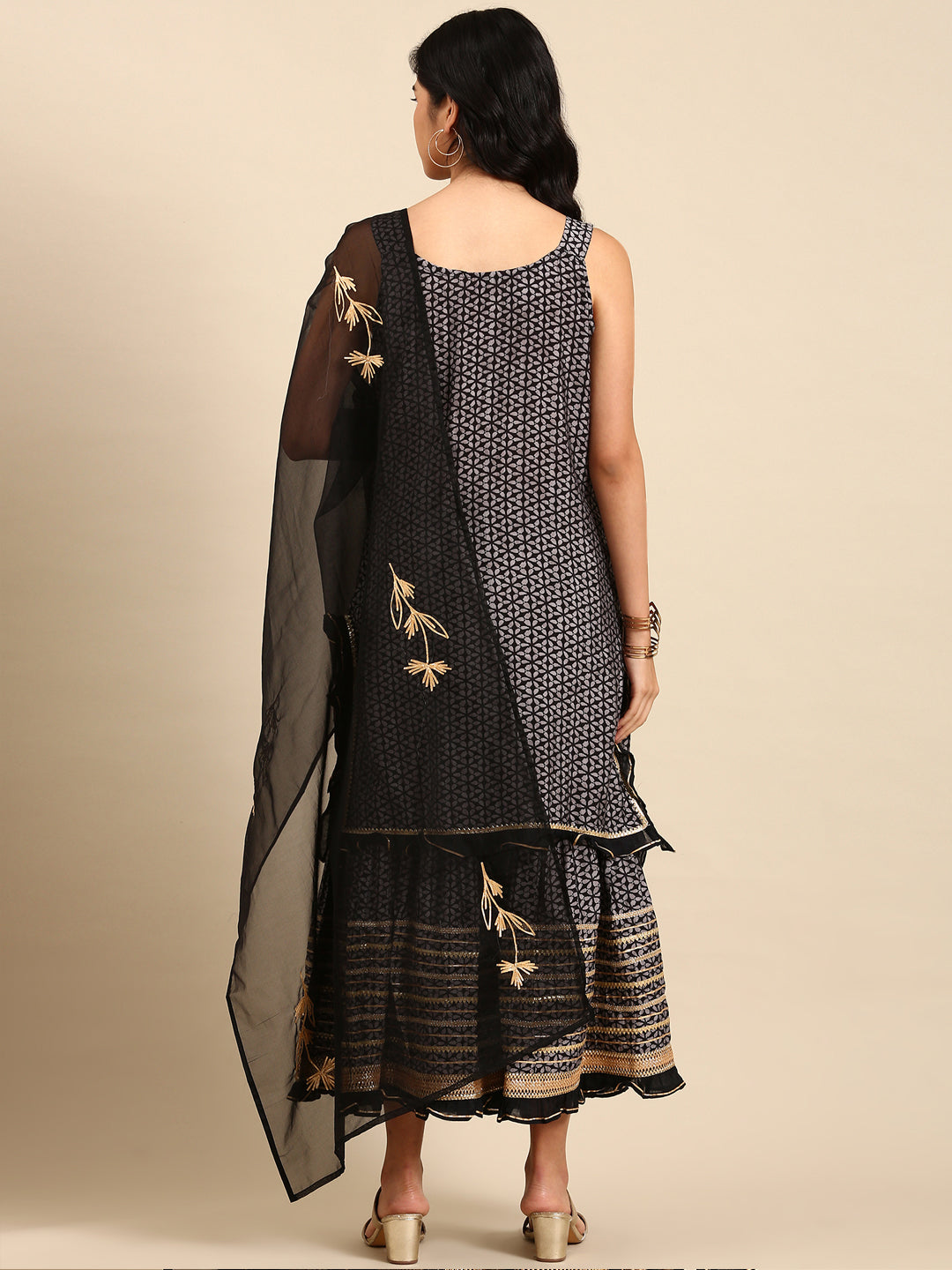 Women Geometric Black Straight Kurta Set with Dupatta