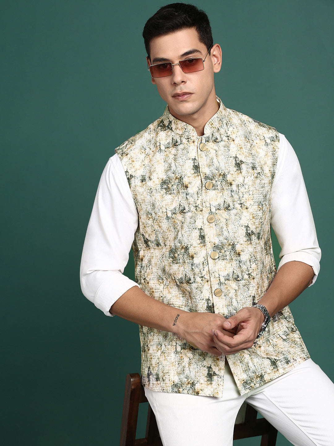 Men Embroidered Cream Slim Fit Nehru Jacket