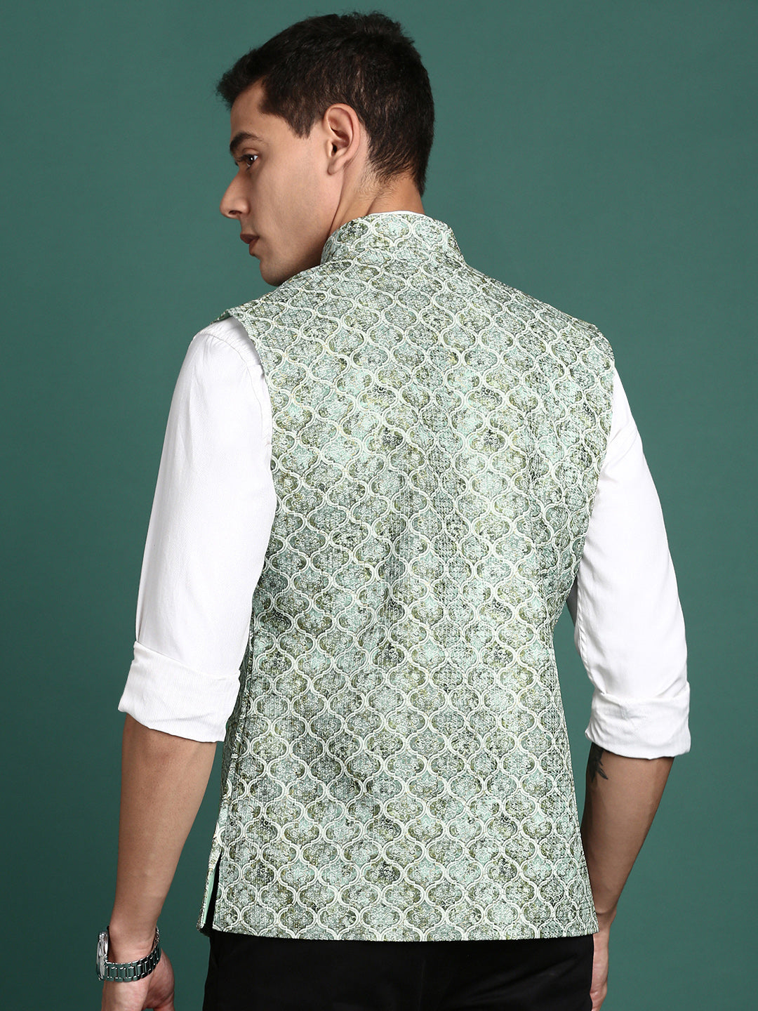 Men Embroidered Green Slim Fit Nehru Jacket